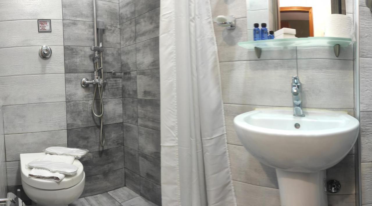 Prosforio Apartment Ouranoupoli Bagian luar foto