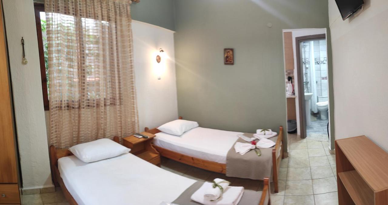 Prosforio Apartment Ouranoupoli Bagian luar foto